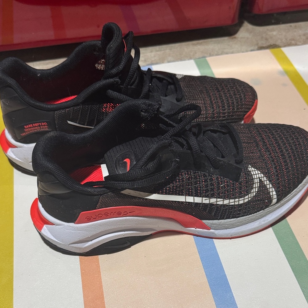 🏃‍♀️  👟 Nike running sneakers